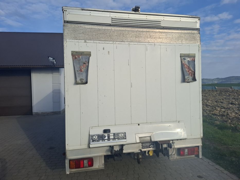 Kontener z windą załadowczą
