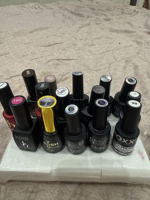 Продам лот гель лаків 15 шт