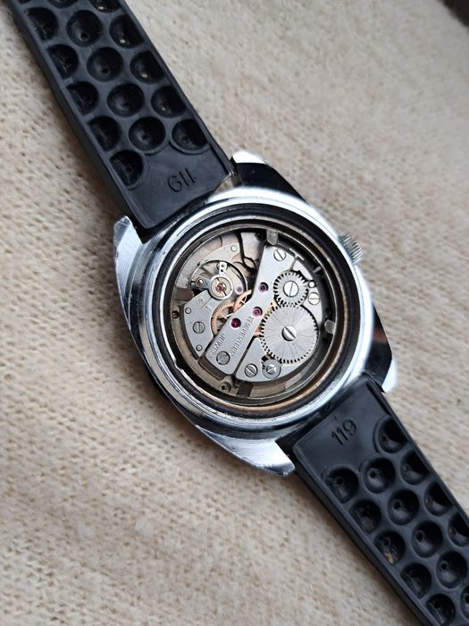 Diver Obrotowy bezel