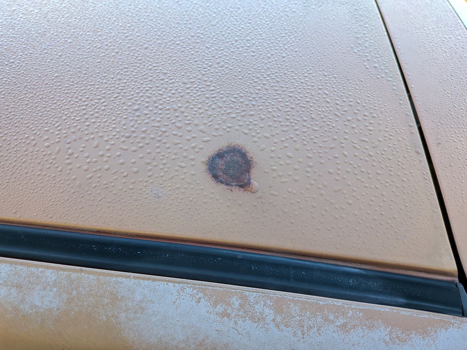 Hyundai Accent com poucos quilometros