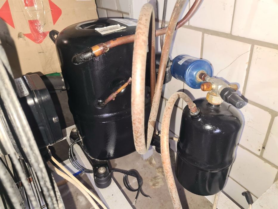 Продам холодильний агрегат для морозильної, холодильної камери.