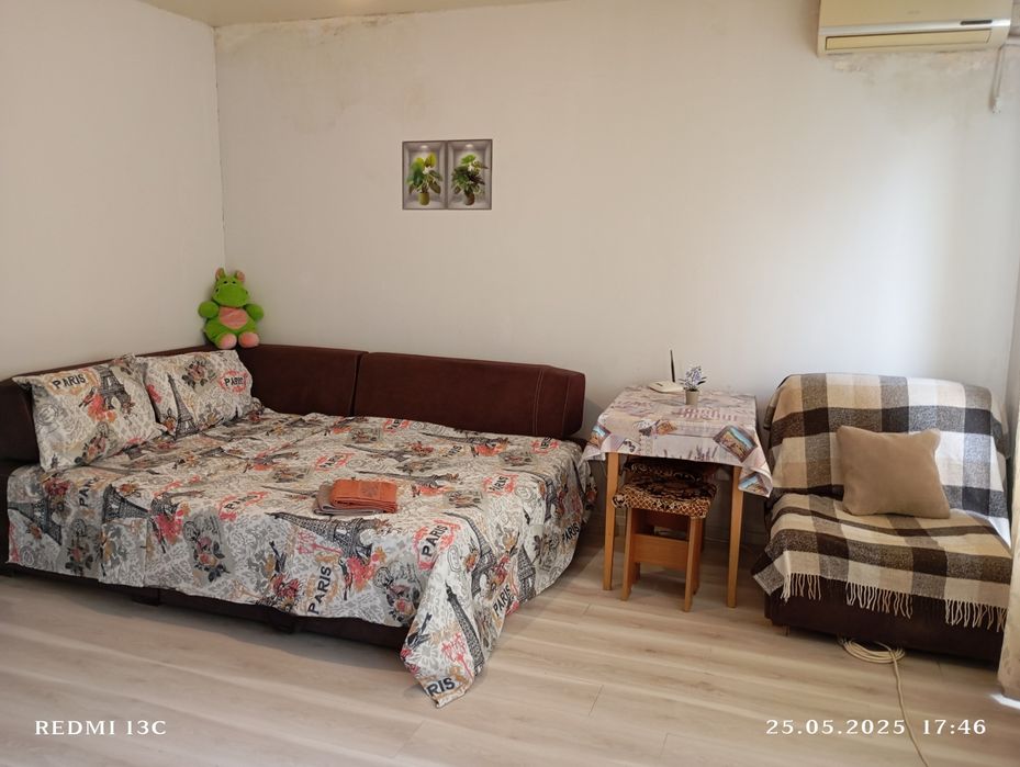 Квартира подобово, погодинно на набережній сонячній