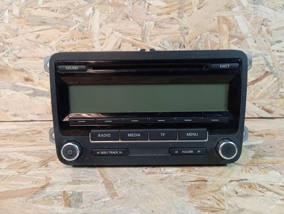 Rádio / auto-rádio VOLKSWAGEN Golf VI (5K1)