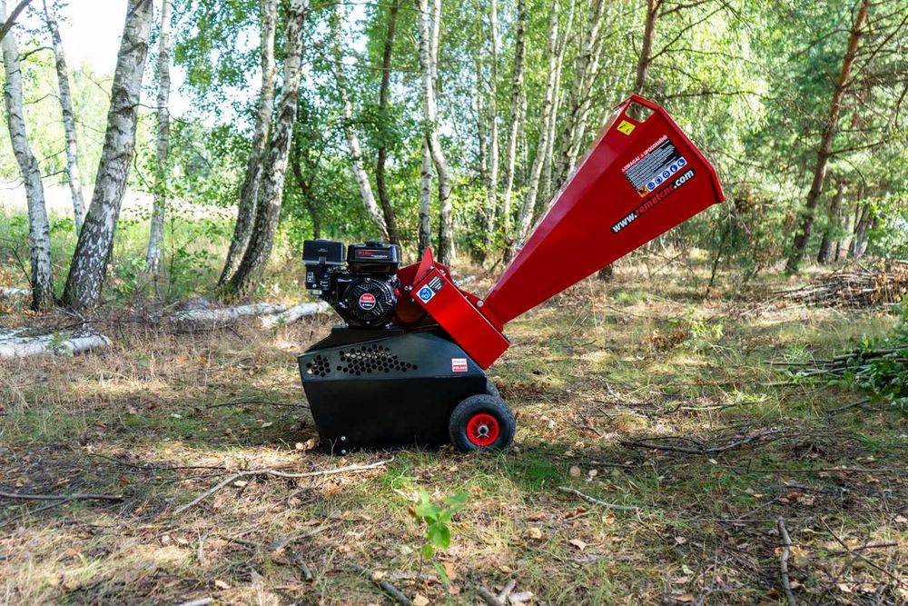 Rozdrabniacz spalinowy 7KM === rębak walcowy === RMEET RS-60