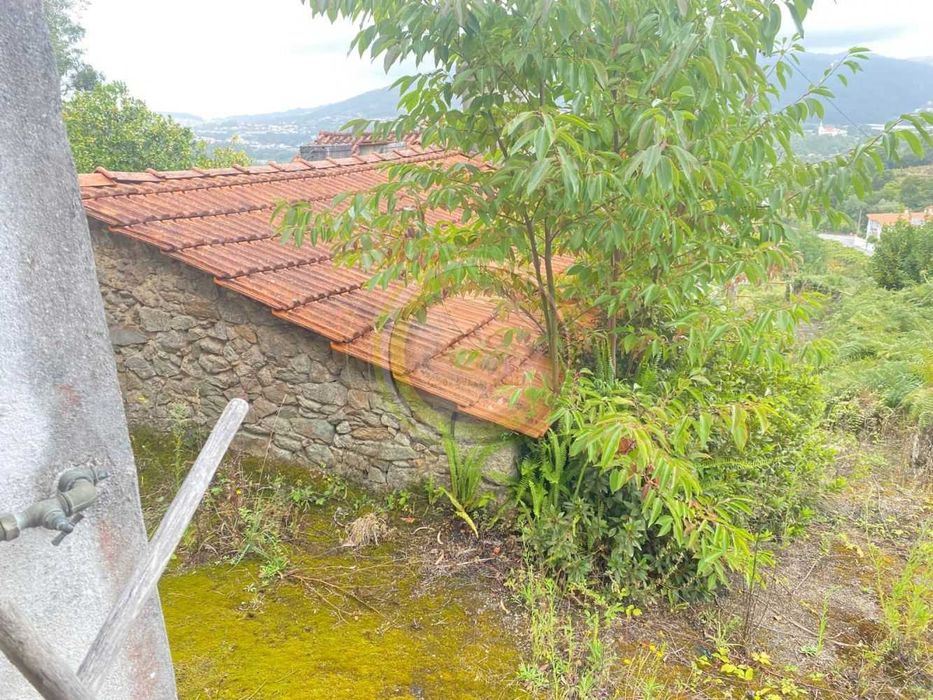 Moradia para Restauro, em Tregosa, Barcelos