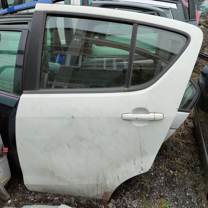 Opel Agila B prawe lewe przednie tylne drzwi Suzuki Splash