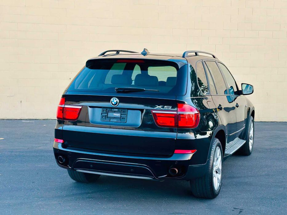 BMW X5 xDrive35i      2013