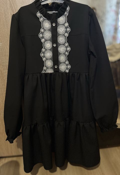 Шкільна сукня 146 розміру