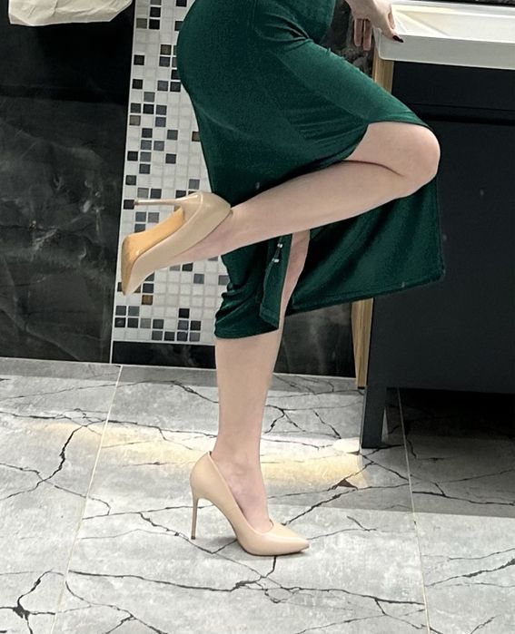 Продам туфли лодочки на стопу 23.5 см