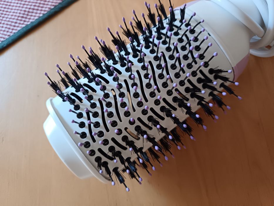 Escova secador elétrico