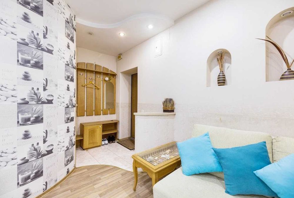 2к Центр Госпітальна Бессарабка Гулівер Арена Парус  квартира подобово