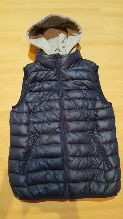 Bezrękawnik kamizelka  ocieplana z kapturem