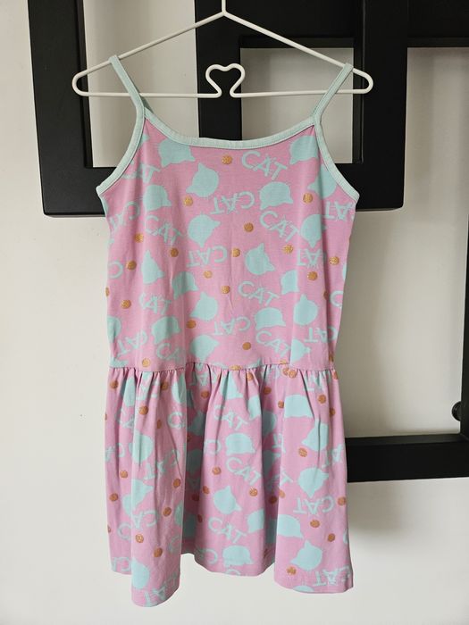 Sukienka w kotki r 116