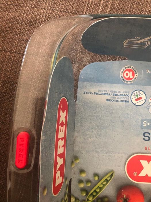New PYREX side dish, never used.439643123253268482