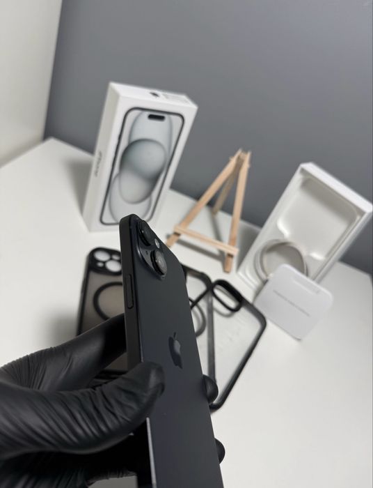 iPhone 15 | Black | 87% | Piękny!
