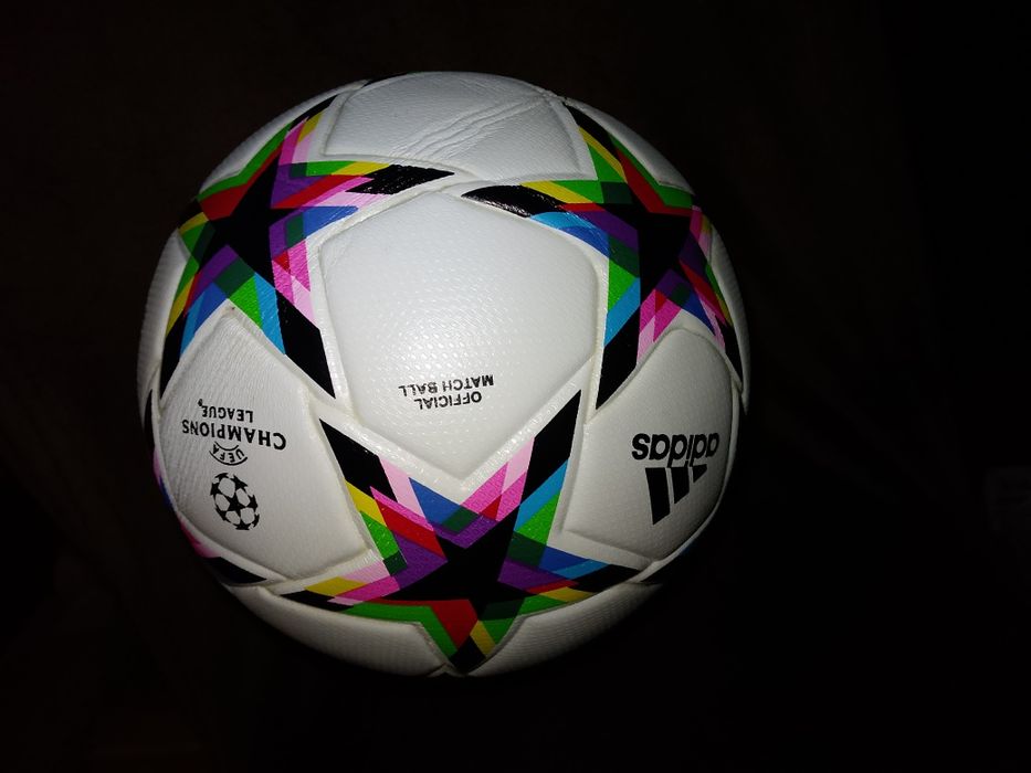 Piłka nożna Adidas Champions League  UCL Pro Void  Meczówka Match Ball Officiall
