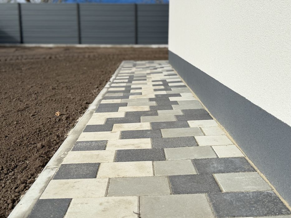 Новий будинок, щойно збудований єОселя. ГАЗ