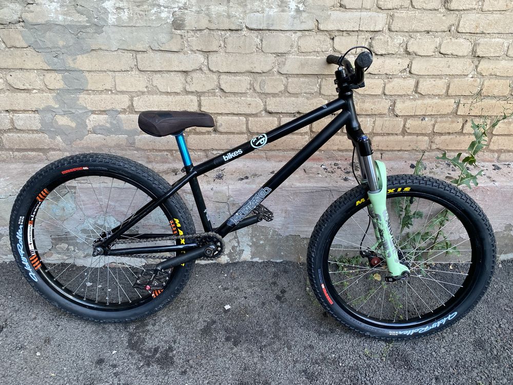 NS capital 24 rockshox argyle 409 chosen maxxis novatec dartmoor amoeb 19 000 Olx