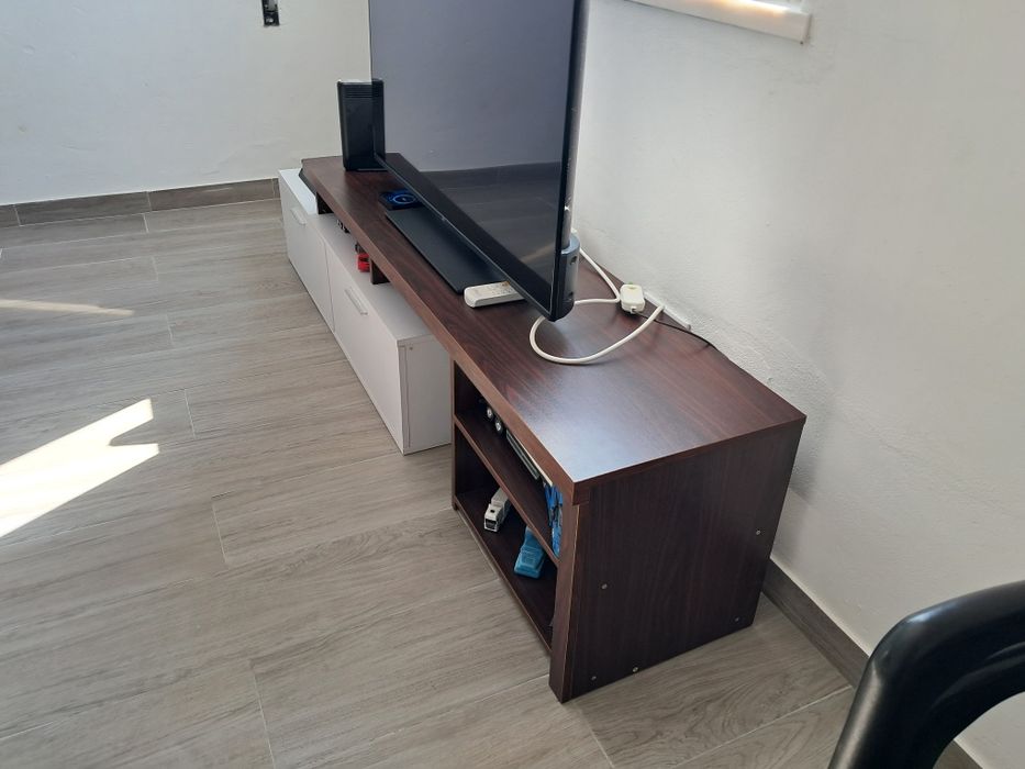 Móvel para televisão