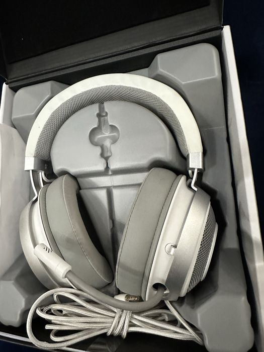 Навушники Ігрова гарнітура Razer Kraken Mercury Multi Platform