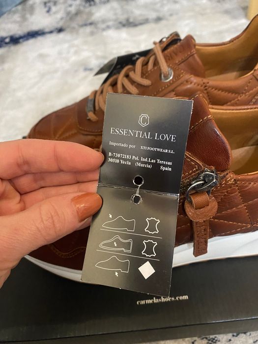 Tenis em Pele Carmela