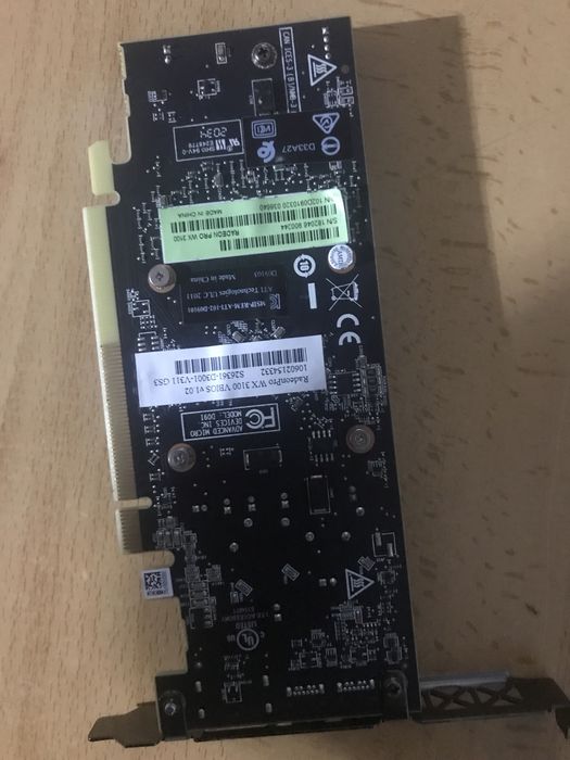 WX 3100 4gb Radeon™ PRO  - nova (sem caixa)