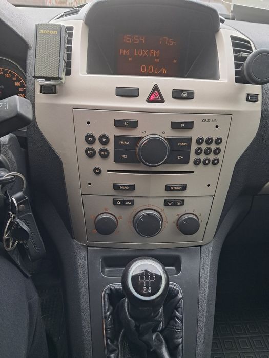 Opel Zafira 2008. Газ