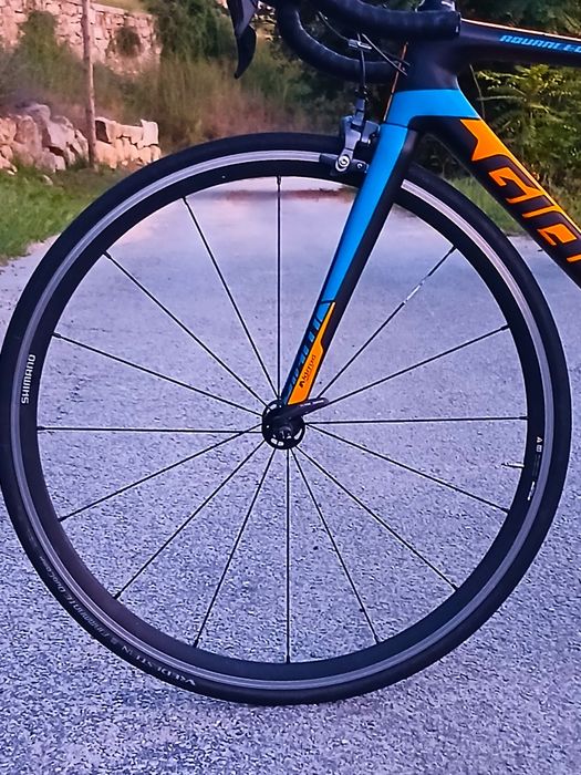 Carbono Giant (negociável)