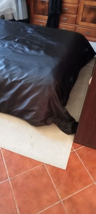 Colcha preta (e prateada)