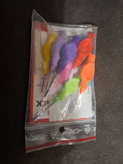 Szczoteczki międzyzębowe TANDEX Flexi 9 szt. / stan nowy