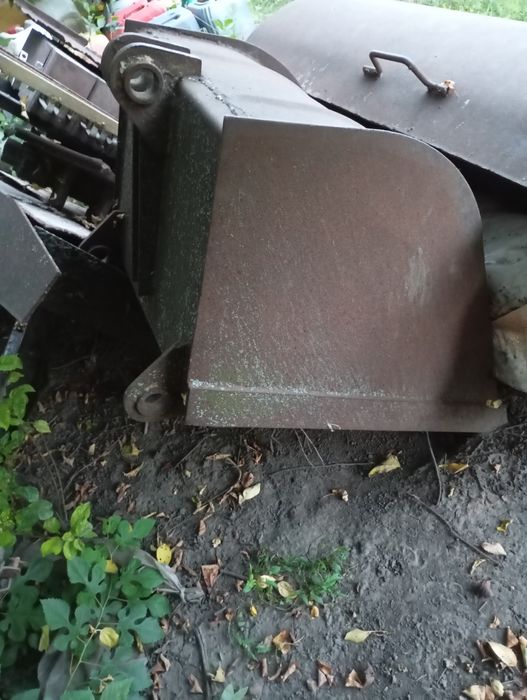 Продаж ЮМЗ п'є 08