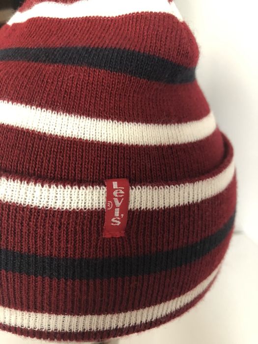 Czapka Levis w paski