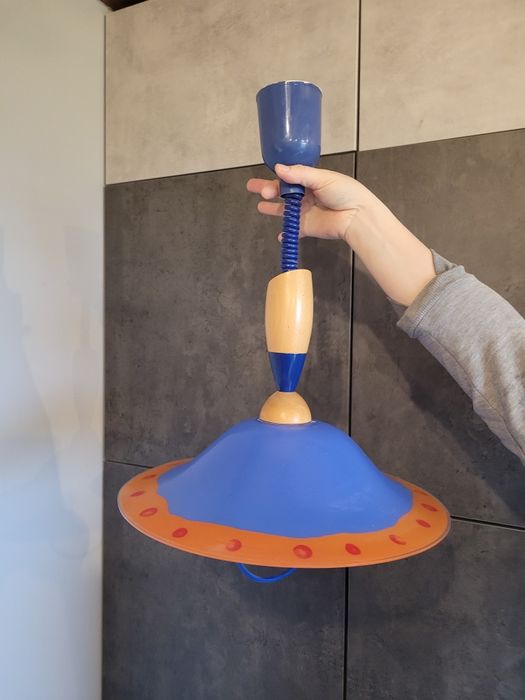 Lampa kuchenna  z regulacją  wysokości