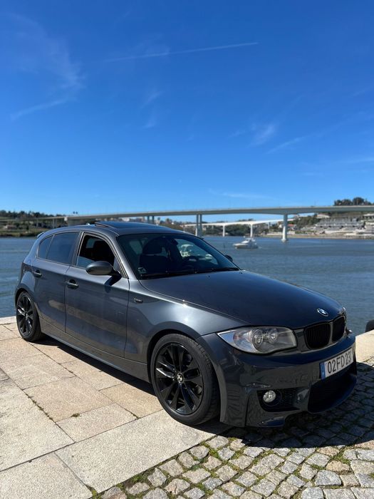 BMW Serie 1 118d - Muito estimado e com bastante material novo