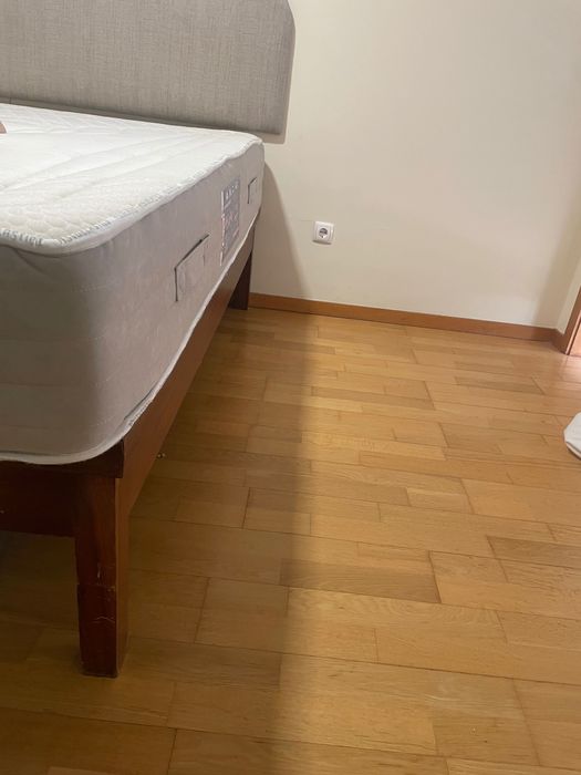 Cama + colchão e cabeceira