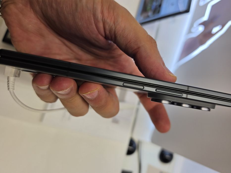 Novos Samsung Fold 8 com opção Buds 4 Pro +100€