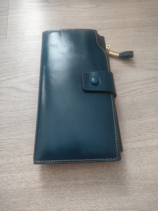 Portfel damski skórzany duży lakierowany