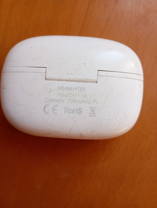 Etui ładujące do słuchawek Lenovo model HT05 działa