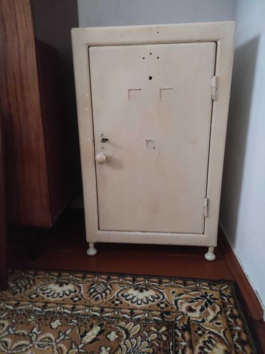 Сейф мисливський для зброї (металева шафа)