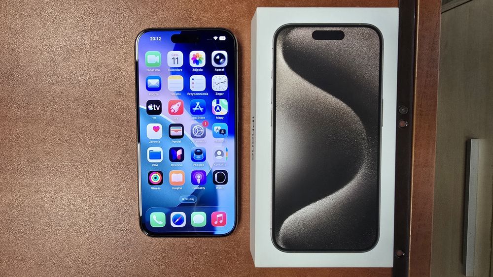 iPhone 15 Pro 128GB tytan naturalny, stan bdb