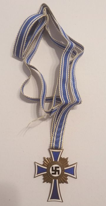 Militaria de Trincheira Cruz de Mãe alemã em Bronze