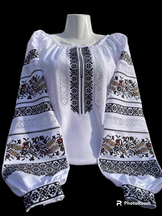 Жіночі вишиванки плаття під замовлення