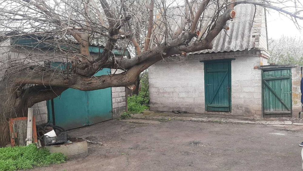 Сдам дом пос Таромское , отдельностоящий,гараж.