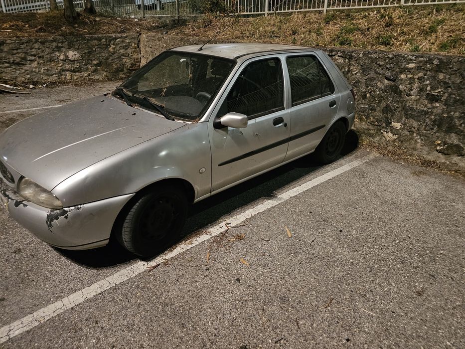 Ford Fiesta para peças