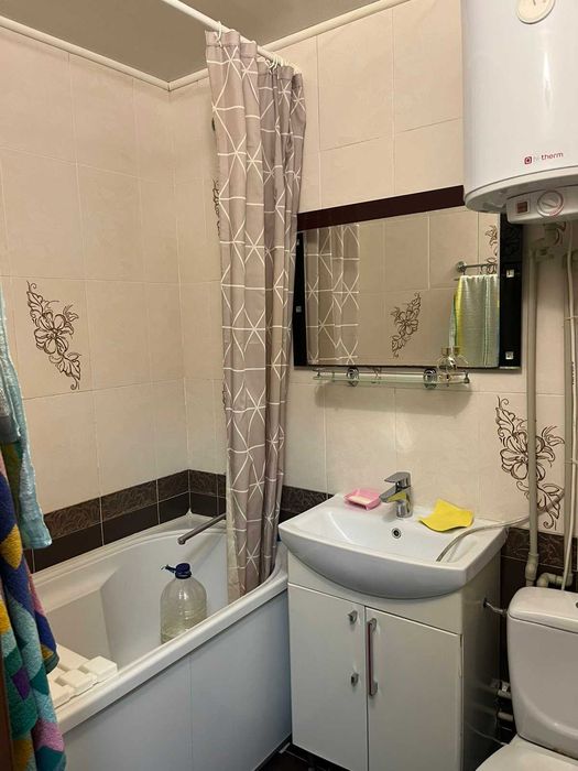 Продам 1 ком. кв. ул. Гвардейцев Широнинцев