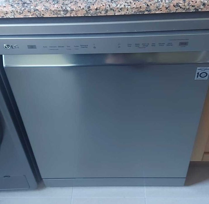 Máquina de lavar loiça LG