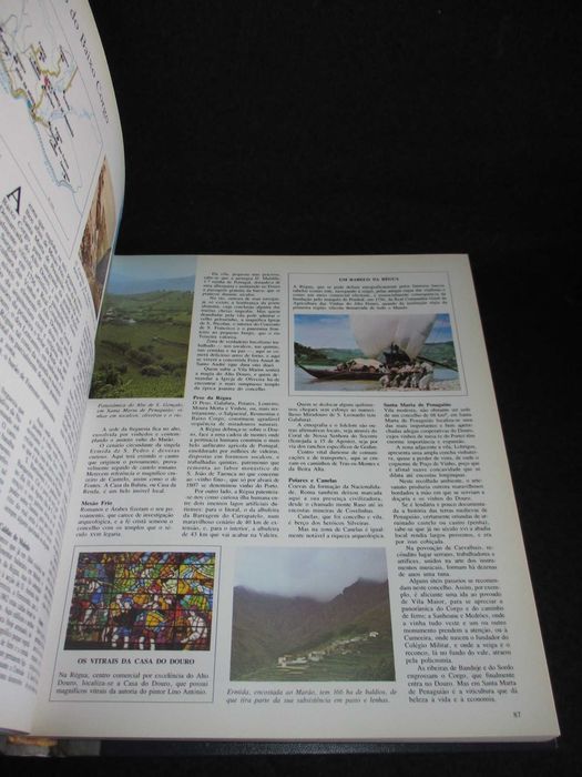 Livro À Descoberta de Portugal