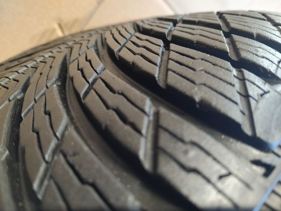 Opony zimowe Michelin Pilot Alpin 5. 215/50R18