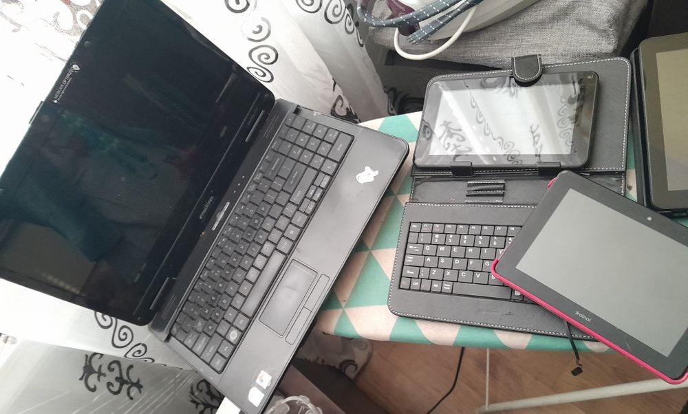 tablet,laptop,etui części