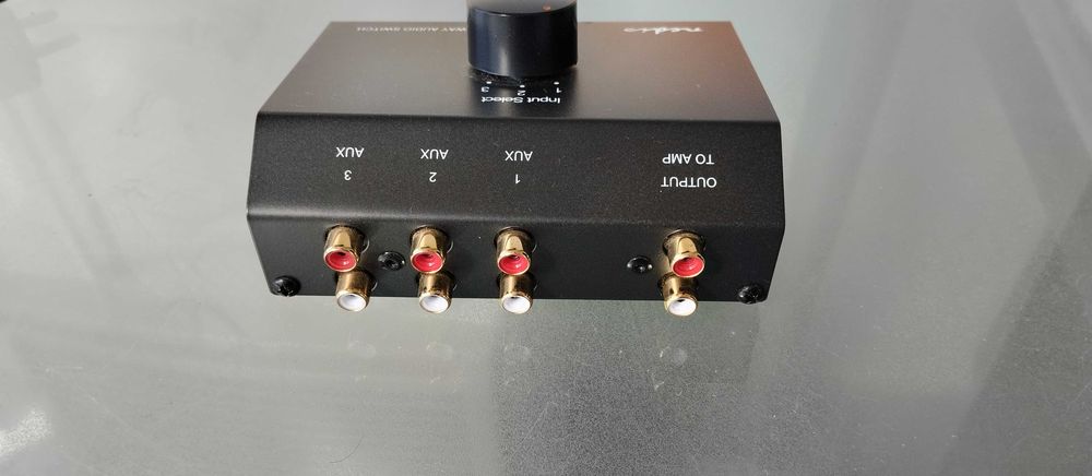 Comutador RCA analogico de 3 entradas para 1 saída HIFI - Novo